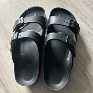 Women’s Black Sandals